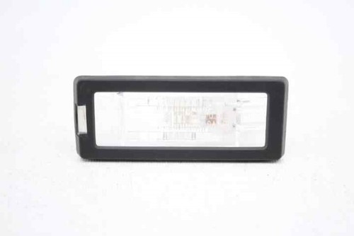 8200013577 license light
