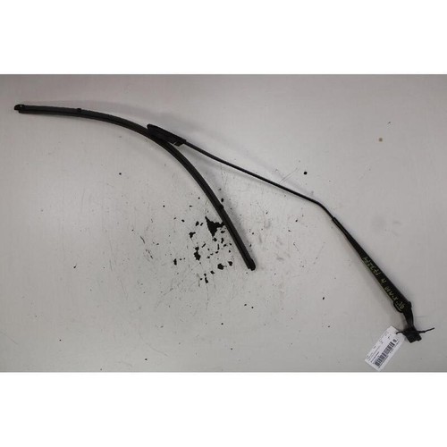 Front wiper arm - front,